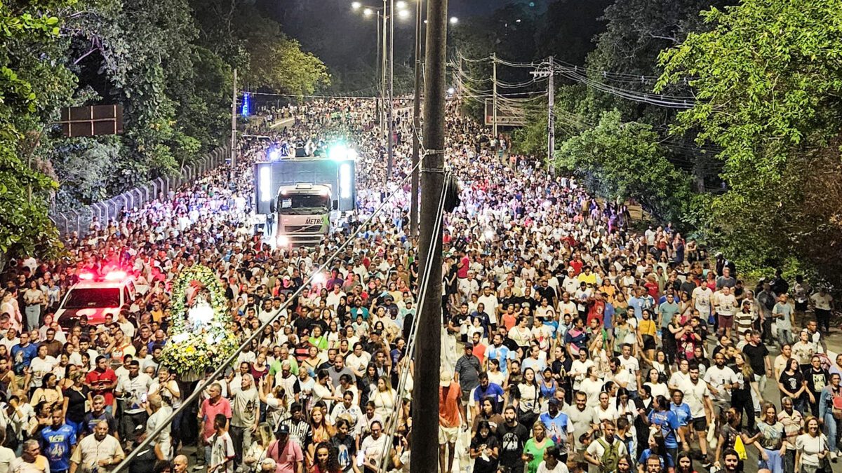261ª edição da Romaria da Penha tem multidão de fiéis nas ruas de João Pessoa Romaria da Penha na Avenida Pedro II. (foto: Joaquim Neto/Acervo Pessoal)