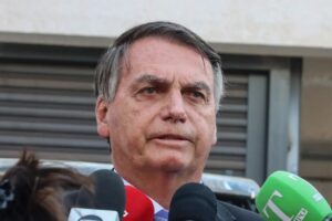 PGR pede ao STF condenação de Bolsonaro por trama golpista; CONFIRA DOCUMENTO Denúncia do golpe: Bolsonaro nega crime, pede julgamento no plenário e reclama de falta de acesso a provas