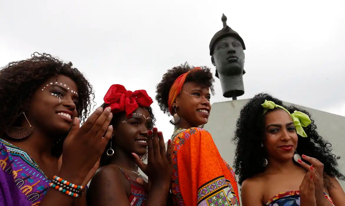 Novo feriado: Dia da Consciência Negra é comemorado na próxima quarta-feira; veja o que abre e fecha Dia da Consciência Negra será pela primeira vez um feriado nacional. (foto: Fernando Frazão/Agência Brasil)