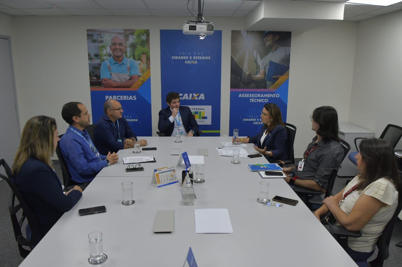 governo da paraíba, caixa, contrato, abono natalino, pollyanna dutra
