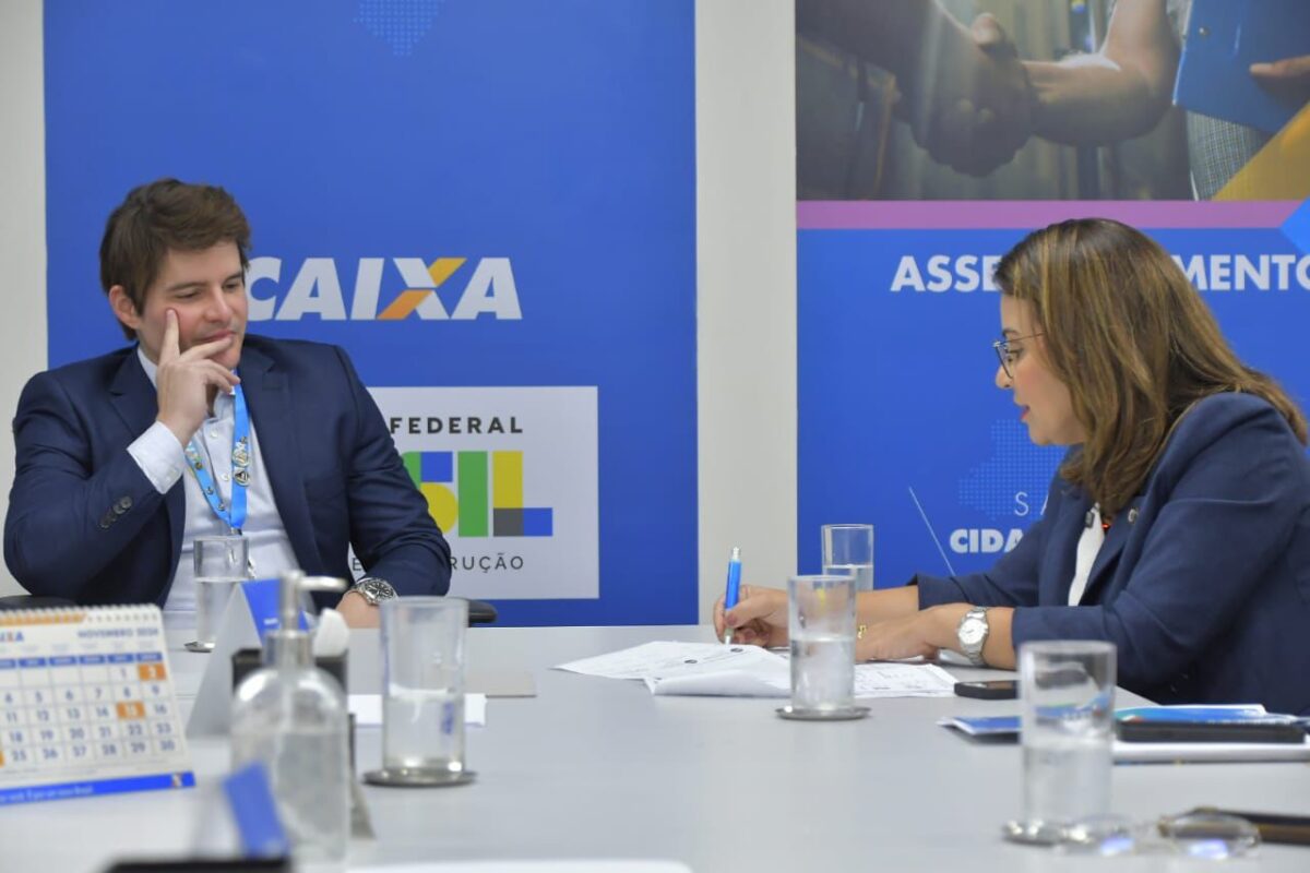 Governo da Paraíba e Caixa Econômica renovam contrato do Abono Natalino, que beneficia 669 mil paraibanos governo da paraíba, caixa, contrato, abono natalino, pollyanna dutra