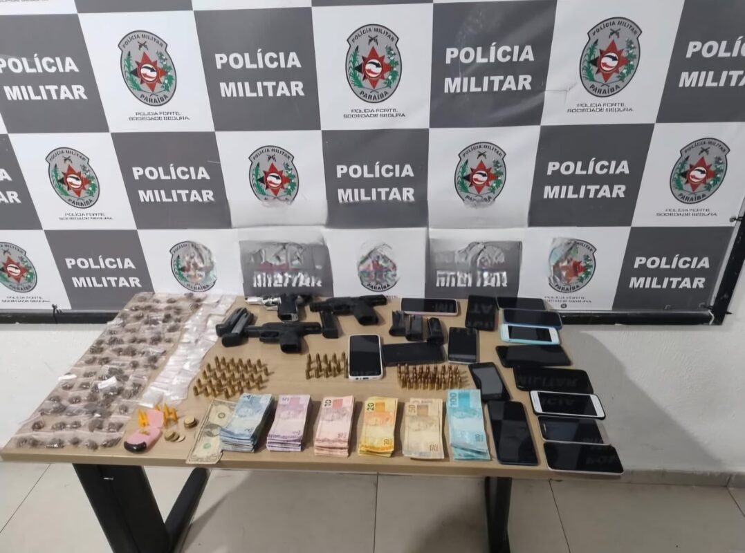 Quatro homens são presos com drogas e armas no bairro São José Polícia