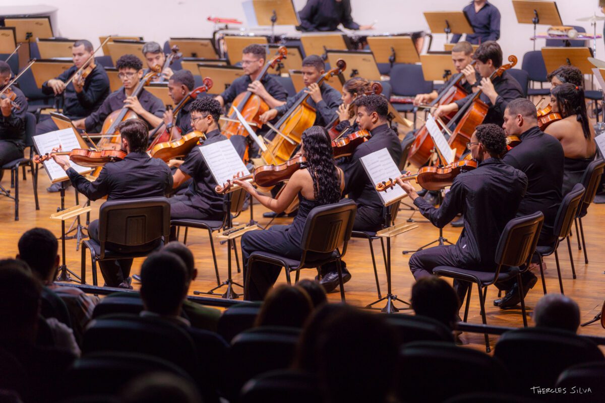 Orquestra Sinfônica Jovem da Paraíba encerra temporada 2024 com concerto que mistura jazz, ballet e música brasileira Orquestra Sinfônica Jovem da Paraíba encerra temporada 2024 com concerto que mistura jazz, ballet e música brasileira