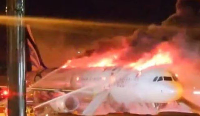Incêndio na cauda de avião força evacuação de 169 passageiros na Coreia do Sul Incêndio na cauda de avião força evacuação de 169 passageiros na Coreia do Sul
