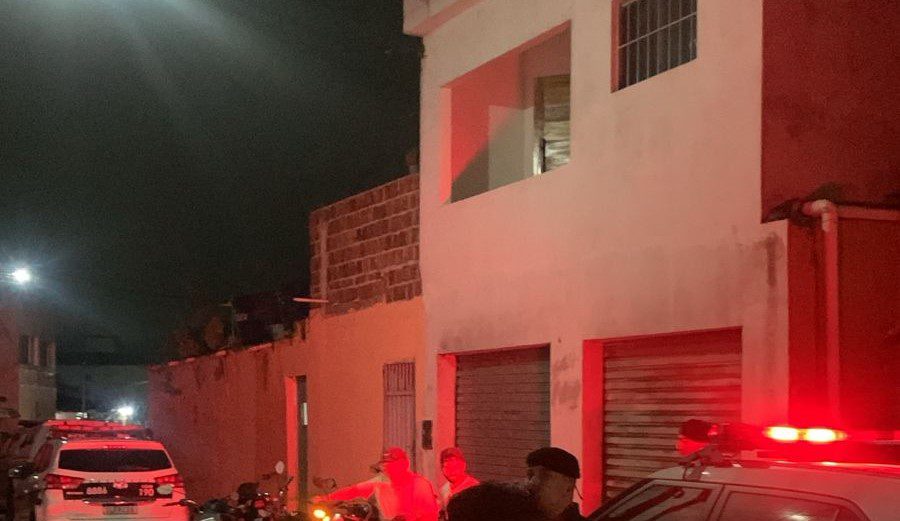 Homem confessa assassinato do atual namorado da ex, em Solânea, e divulga vídeo nas redes sociais Homem confessa assassinato do atual namorado da ex, em Solânea, e divulga vídeo nas redes sociais