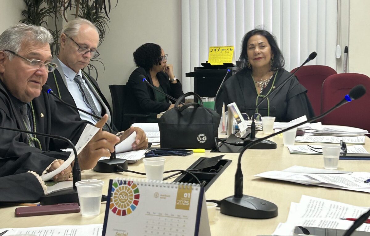 Madalena Abrantes comemora candidatura única à Defensoria Geral da Paraíba: "um fato inédito" Madalena Abrantes comemora candidatura única à Defensoria Geral da Paraíba: "um fato inédito"