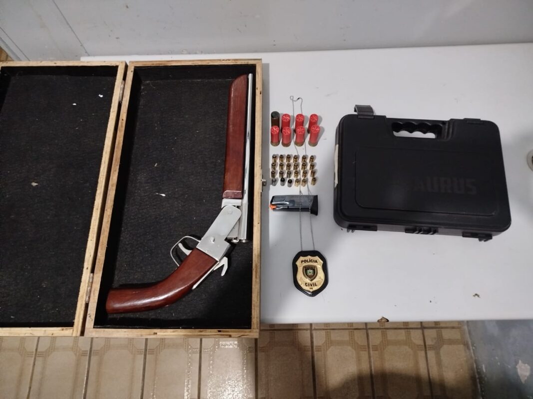 Polícia Civil prende dois homens envolvidos com tráfico e venda de munições em Mamanguape Polícia Civil prende dois homens envolvidos com tráfico e venda de munições em Mamanguape