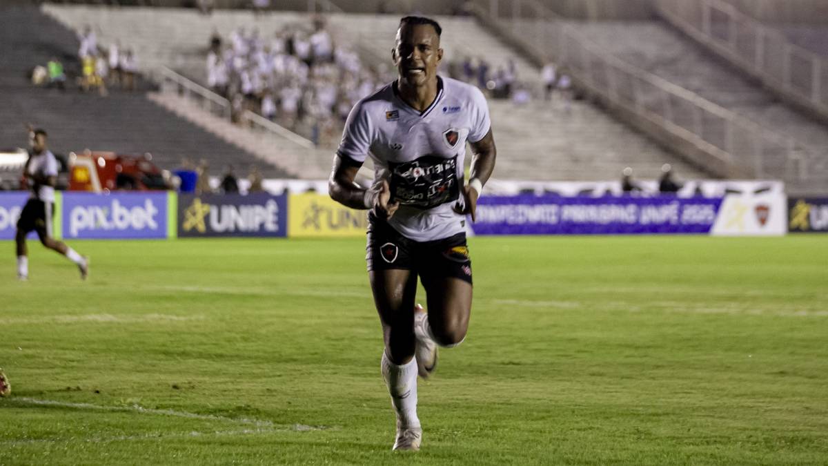 Com tranquilidade, Botafogo-PB vence Esporte de Patos e dorme na liderança isolada do Paraibano Botafogo-PB x Esporte de Patos. Foto: Divulgação/Botafogo-PB.