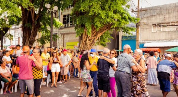 Clube do Choro é a atração do Sabadinho Bom deste final de semana