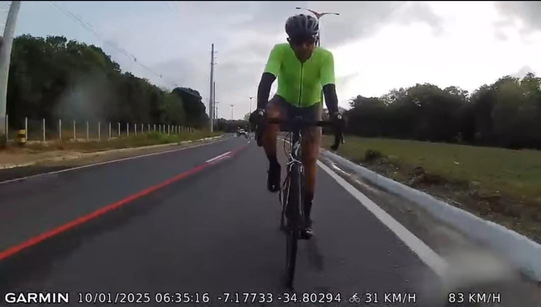 EXCLUSIVO: um dia após acidente com morte, carro é flagrado a 83 km/h na faixa pra ciclistas da PB-008 pb 008 ciclista