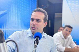 Lucas Ribeiro afirma que desconhece diálogo para construção de suplência entre Nabor Wanderley e Daniella: "não tive nenhuma informação" Vice-governador Lucas Ribeiro - Foto: Clilson Júnior