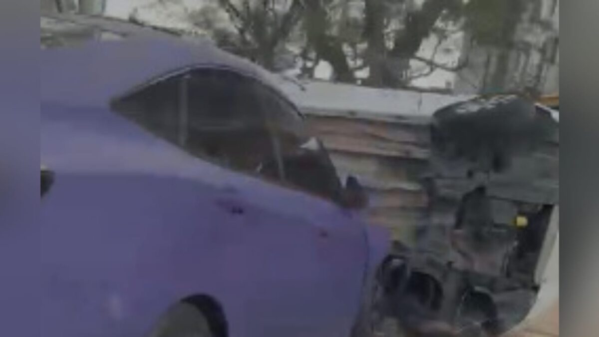 VÍDEO: colisão entre veículos de luxo chama atenção em Intermares colisão cabedelo