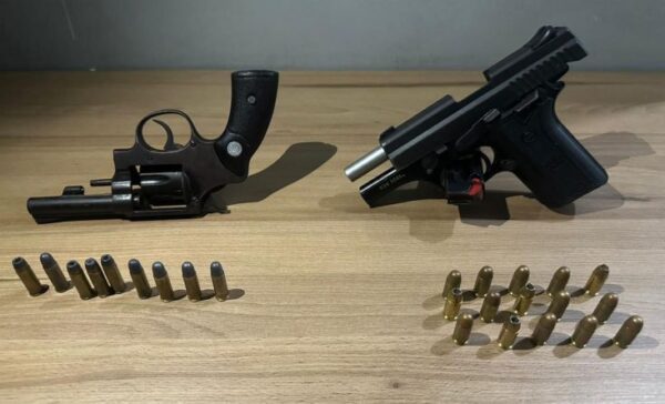 cinco armas apreendidas na Paraíba no começo de 2025