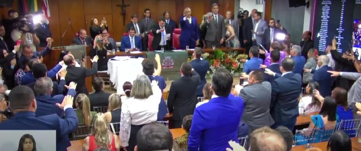 Vereadores de João Pessoa eleitos para a 19ª Legislatura tomam posse Vereadores de João Pessoa eleitos para a 19ª Legislatura tomam posse