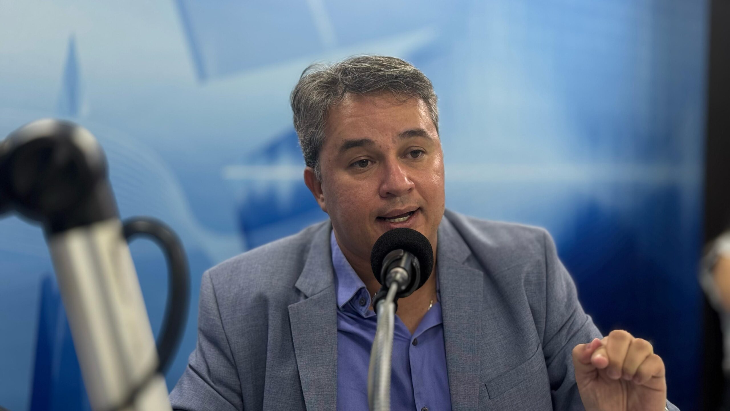 Efraim Filho intensifica agenda de campanha no Sertão e reafirma candidatura ao Governo da Paraíba em 2026 Efraim Filho intensifica agenda de campanha no Sertão e reafirma candidatura ao Governo da Paraíba em 2026