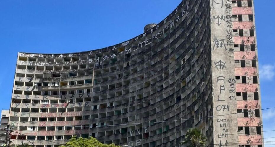 Comprador da Paraíba arremata Edifício Holiday, em Recife, por R$ 21,5 milhões Edifício Holiday com 476 apartamentos em 17 andares é vendido em leilão por R$ 21 milhões