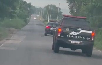 Operação prende acusados de assassinato e 'líder' do tráfico em Alagoa Grande Operação. Alagoa Grande (foto: divulgação/Polícia Civil)