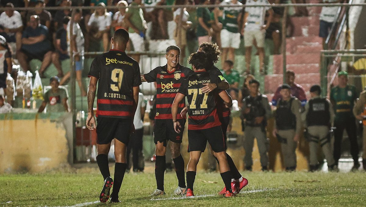 Sousa sofre gol no final e perde para o Sport no Nordestão Sousa 1x2 Sport - nordestão
