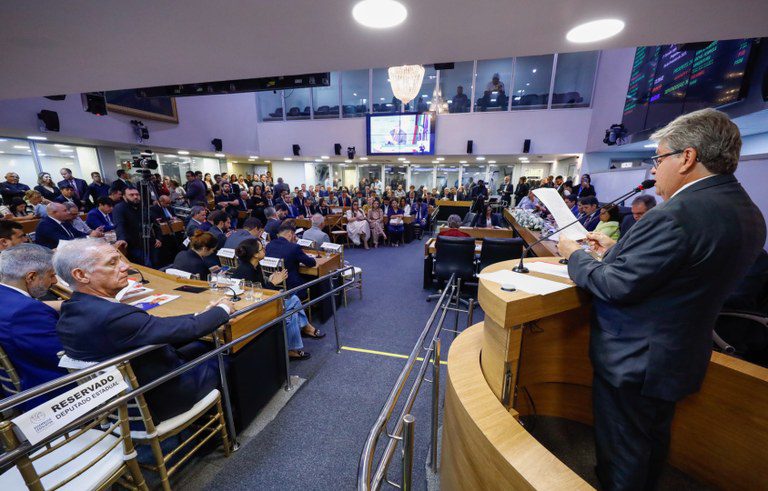 João Azevêdo anuncia expansão do programa “Tá na Mesa”, inauguração de diversas obras e mais de R$ 16 bilhões em investimentos João Azevêdo anuncia expansão do programa “Tá na Mesa”, inauguração de diversas obras e mais de R$ 16 bilhões em investimentos