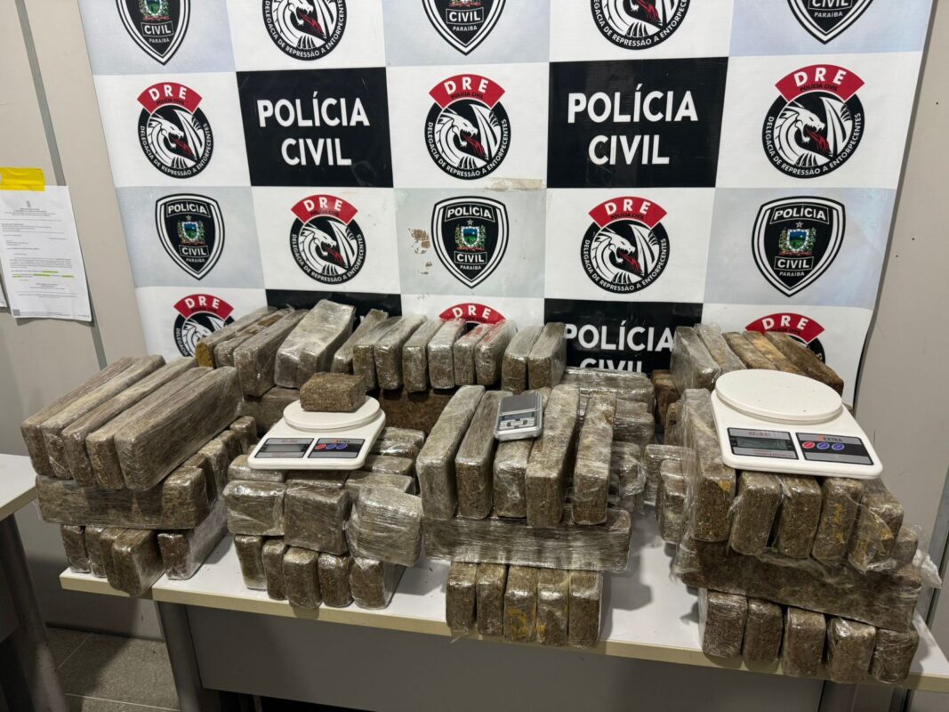 Polícia Civil apreende 100kg de maconha e balanças de precisão em Campina Grande Polícia Civil apreende 100kg de maconha e balanças de precisão em Campina Grande