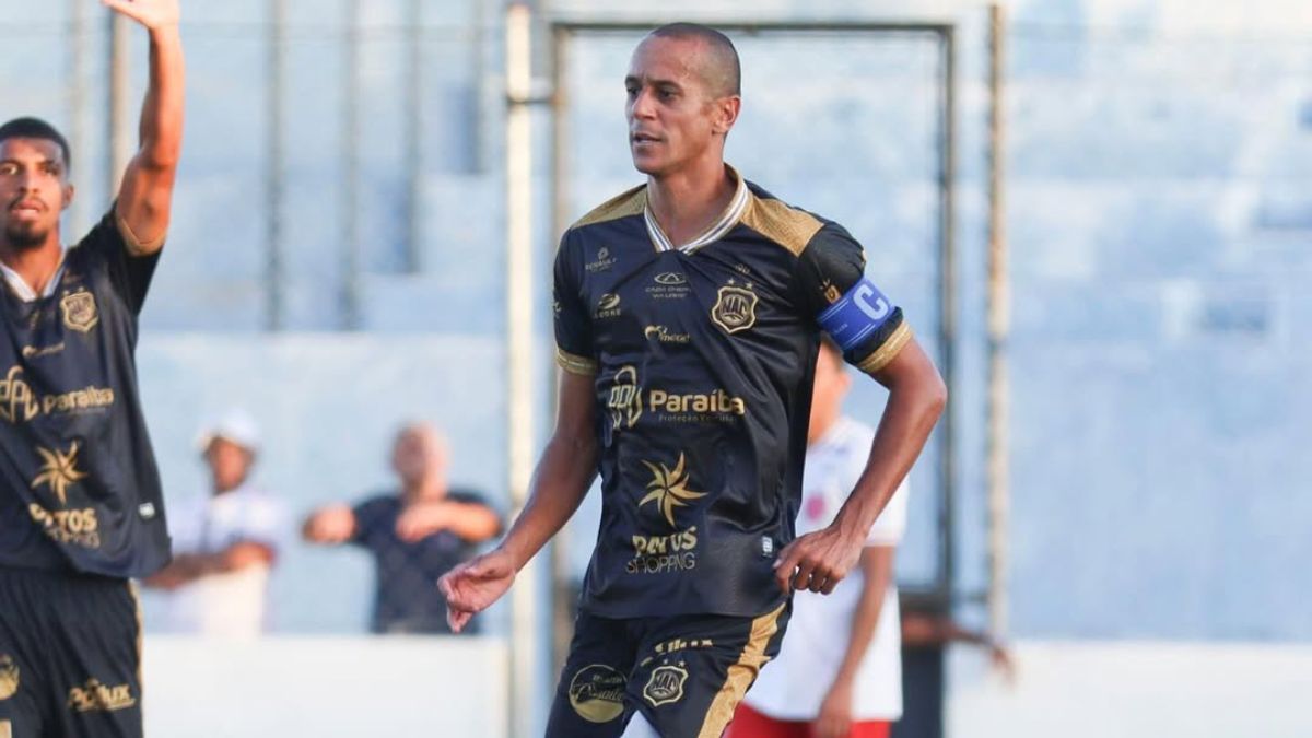 Após Kieza e Rogério, Derley anuncia saída e também deixa o Nacional de Patos-PB Derley deixa o Nacional de Patos-PB