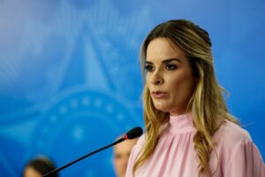 Daniella Ribeiro reafirma que não disputará reeleição se Lucas for candidato, mas revela que não liberou as bases Daniella Ribeiro reafirma que não disputará reeleição se Lucas for candidato, mas revela que não liberou as bases