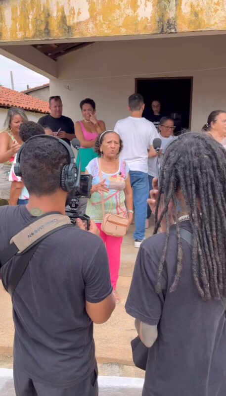 30 anos após lançamento de Mama África, Chico César regrava clipe nas ruas de Catolé do Rocha 30 anos após lançamento de Mama África, Chico César regrava clipe nas ruas de Catolé do Rocha