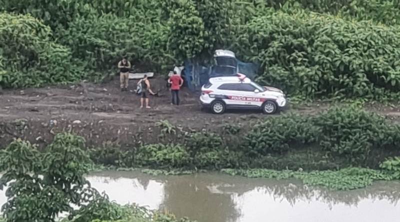Polícia Militar desarticula desmanche de carros em João Pessoa; três suspeitos são presos Polícia Militar desarticula desmanche de carros em João Pessoa; três suspeitos são presos