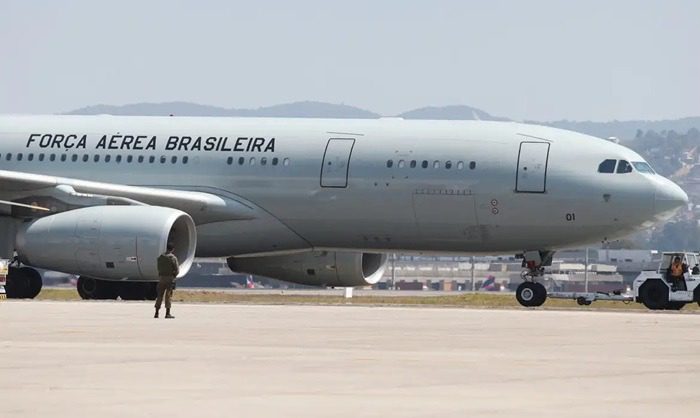 Governo federal acolhe 127 repatriados procedentes dos Estados Unidos avião, FAB