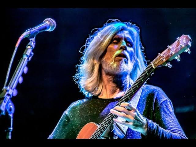 Oswaldo Montenegro faz show em comemoração aos 50 anos de carreira em João Pessoa Oswaldo Montenegro chega a João Pessoa com a turnê especial "Celebrando 50 Anos de Estrada"