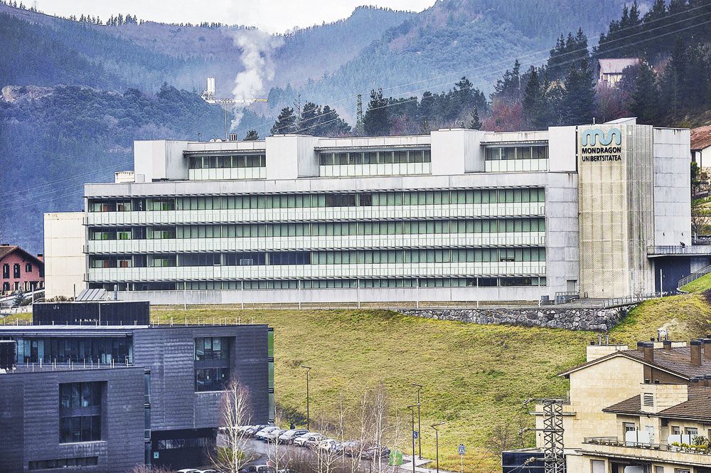 Paraíba sem Fronteiras abre 24 vagas para bolsas de graduação na Espanha: confira como concorrer Paraíba sem Fronteiras abre 24 vagas para bolsas de graduação na Espanha: confira como concorrer