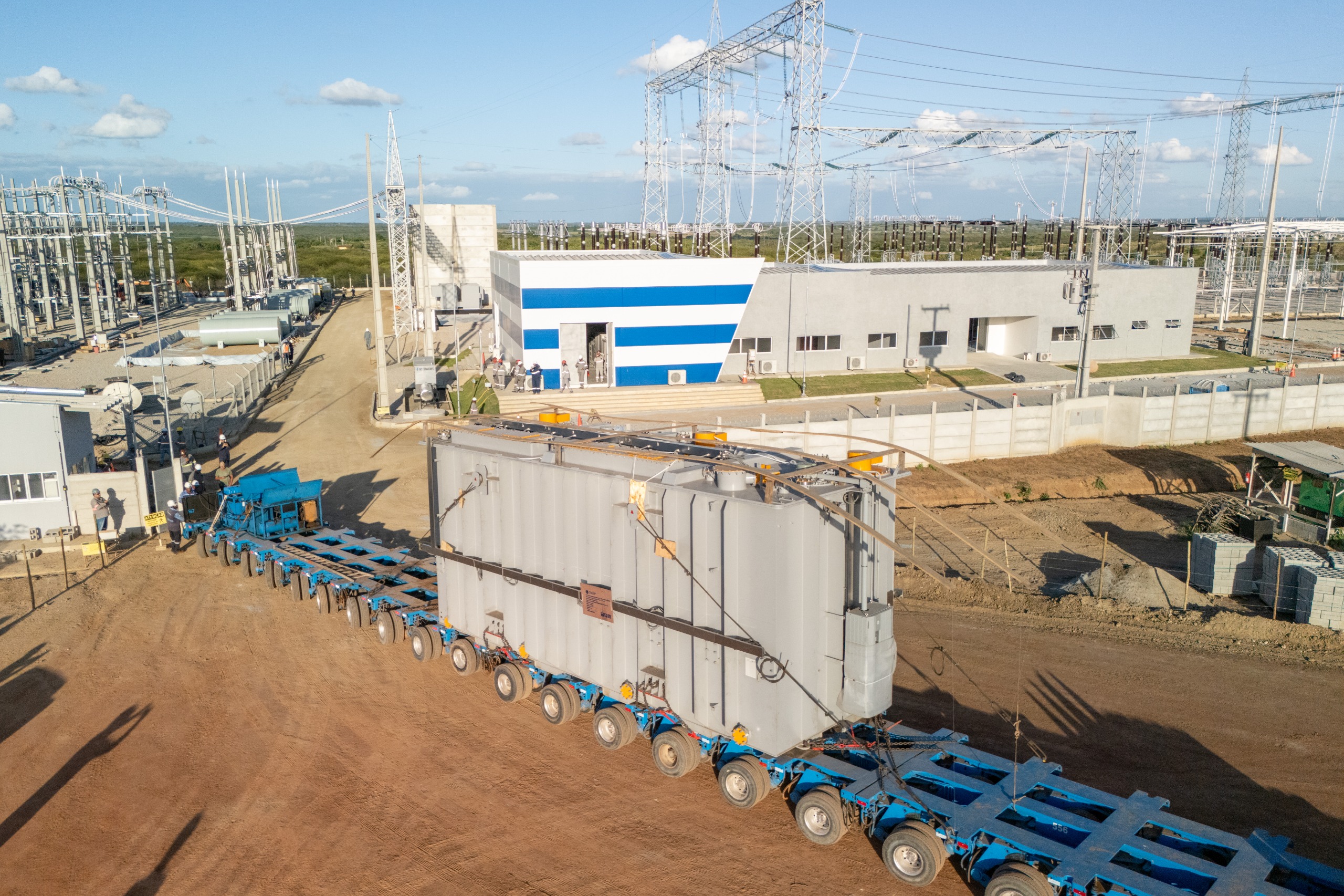 Segundo transformador é semelhante ao primeiro. Foto do primeiro transformador, chegando em Nova Palmeira. (créditos: Produtora Felipe da Mídia)
