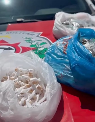 Polícia apreende 10kg de maconha, crack e cocaína em comunidade de Cabedelo cabedelo, polícia militar, apreensão