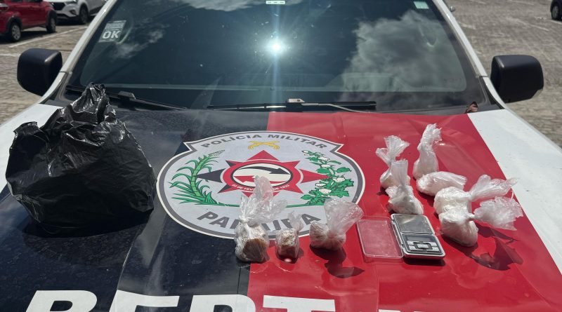 Adolescente é apreendida com drogas em comunidade de João Pessoa Adolescente é apreendida com drogas em comunidade de João Pessoa