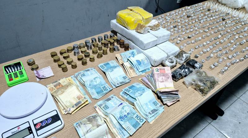Sete pessoas são presas por crimes de tráfico de drogas e homicídio em menos de dois dias de Operação Semana Santa, na Paraíba Sete pessoas são presas por crimes de tráfico de drogas e homicídio em menos de dois dias de Operação Semana Santa, na Paraíba