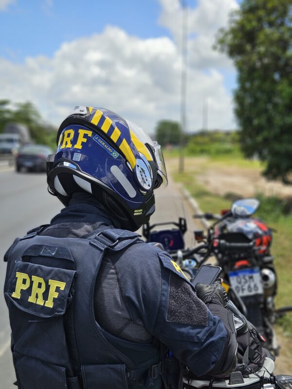 PRF pode mudar para Polícia Viária Federal em PEC da Segurança Pública; mudança pode custar R$ 250 milhões ao governo PRF pode mudar para Polícia Viária Federal em PEC da Segurança Pública; mudança pode custar R$ 250 milhões ao governo