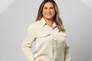 Denúncia aponta que Cajazeiras contratou empresa em que familiares da prefeita, da vice e de secretários são funcionários prefeita, corrinha, cajazeiras, maria do socorro delfino