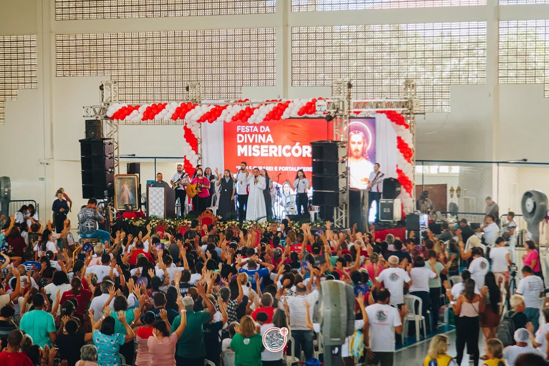 Festa da Misericórdia deve reunir multidão de fiéis na Consolação Castelo Branco, em João Pessoa Festa da Misericórdia deve reunir um turbilhão pessoas na Consolação Castelo Branco