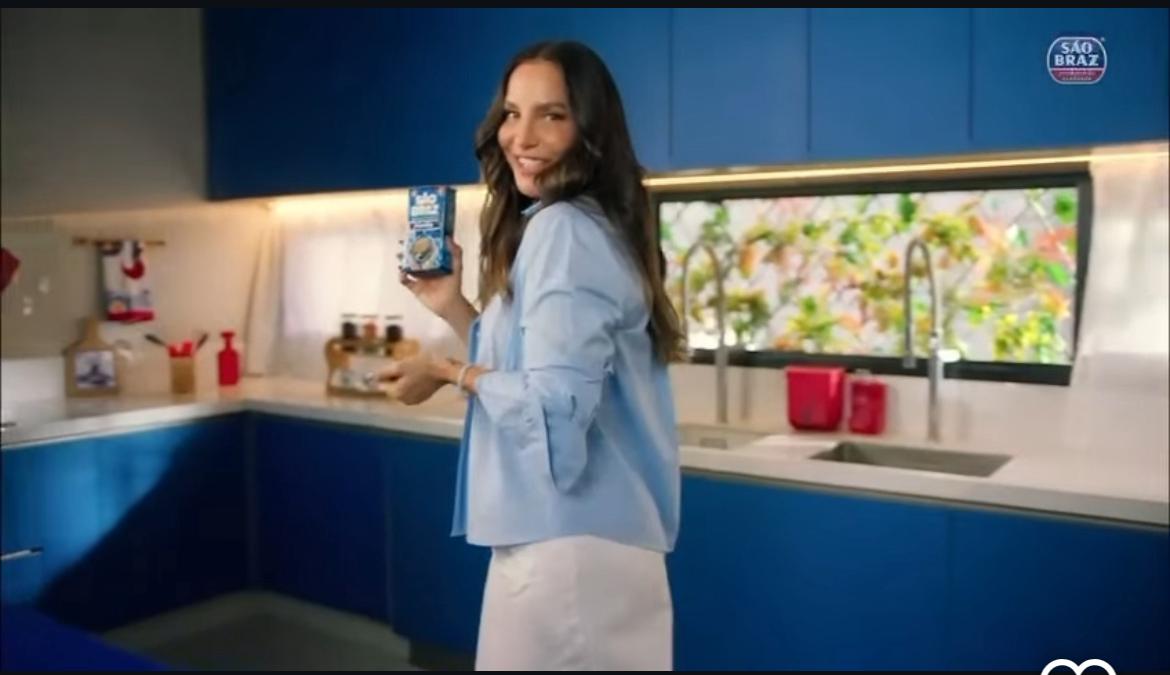 São Braz lança campanha com Ivete Sangalo "Vem que é só felicidade"; confira vídeo São Braz lança campanha com Ivete Sangalo "Vem que é só felicidade"; confira vídeo