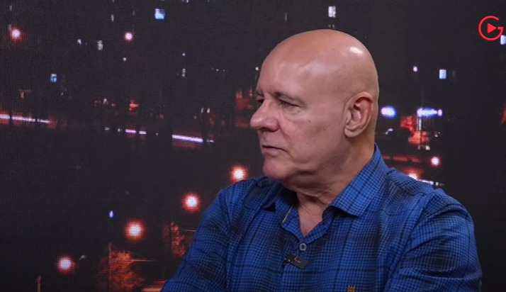 Adhailton Lacet relembra casos na carreira e destaca mãe que queria devolver criança: "comprou eletrodoméstico para devolver?" Adhailton Lacet relembra casos na carreira
