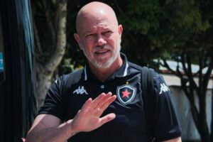 Antônio Carlos Zago analisa derrota do Botafogo-PB para o Flamengo na Copa do Brasil: "A gente suportou bem" Antônio Carlos Zago - Foto: João Neto / Botafogo-PB