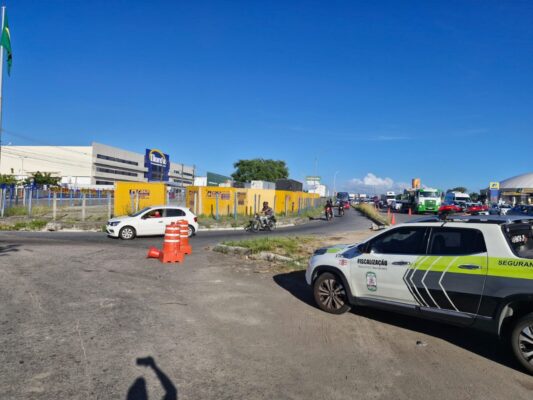 O Viaduto de Água Fria, que liga o bairro de Água Fria à Rua Presidente Ranieri Mazzilli