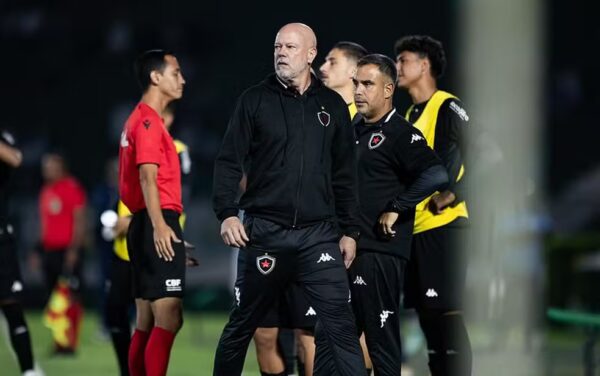 Zago - Botafogo-PB - Série C - Guarani