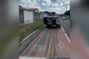 VÍDEO: ciclistas enfrentam desrespeito no trânsito em João Pessoa; coronel mostra invasão de veículos da ciclofaixa ciclista, ciclofaixa