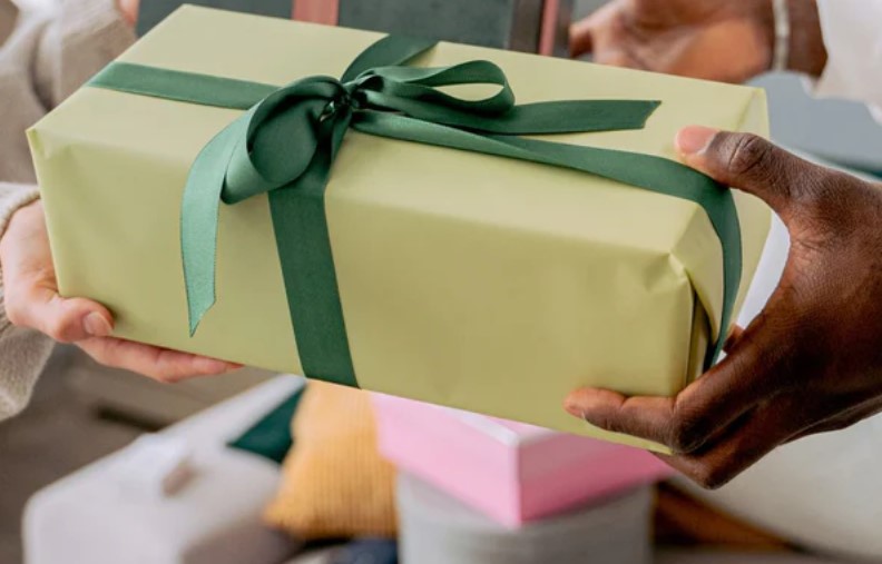 Superintendente do Procon da Paraíba orienta consumidores para compra segura do presente no Dia das Mães Superintendente do Procon da Paraíba orienta consumidores para compra segura do presente no Dia das Mães