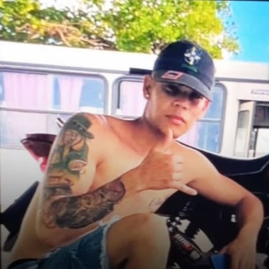 Jovem morre após moto colidir com cavalo na PB-418, no Cariri da Paraíba Jovem morre após moto colidir com cavalo na PB-418, no Cariri da Paraíba