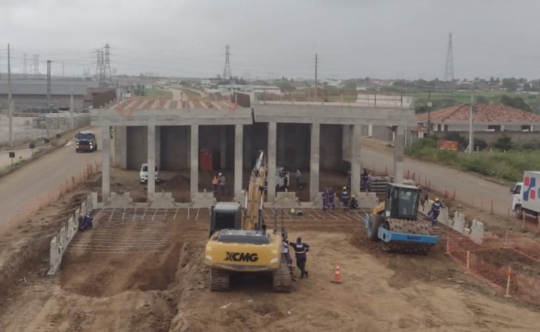 Viaduto da BR-230 em Campina Grande deve ter fluxo liberado até metade de junho, prevê superintendente do DNIT Viaduto da BR-230 em Campina Grande deve ter fluxo liberado até metade de junho, prevê superintendente do DNIT
