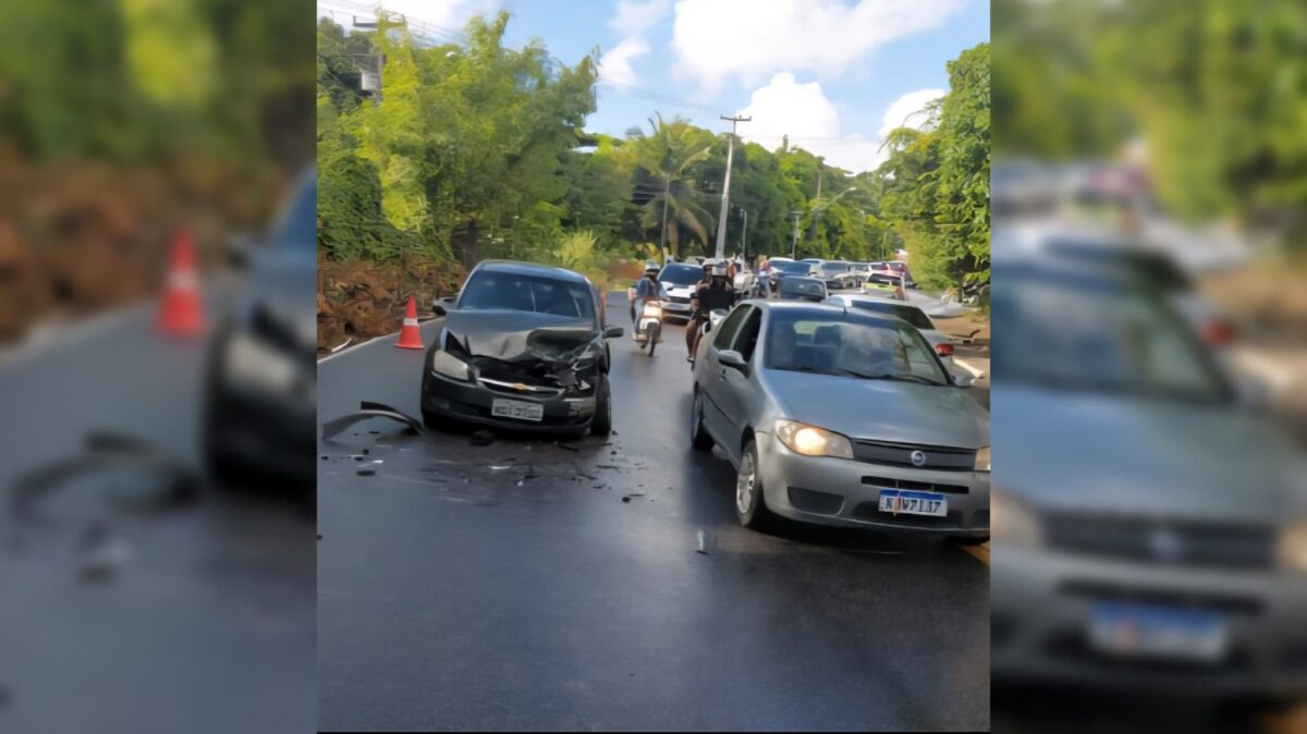 Colisão deixa trânsito lento na ladeira do Cuiá Cuiá