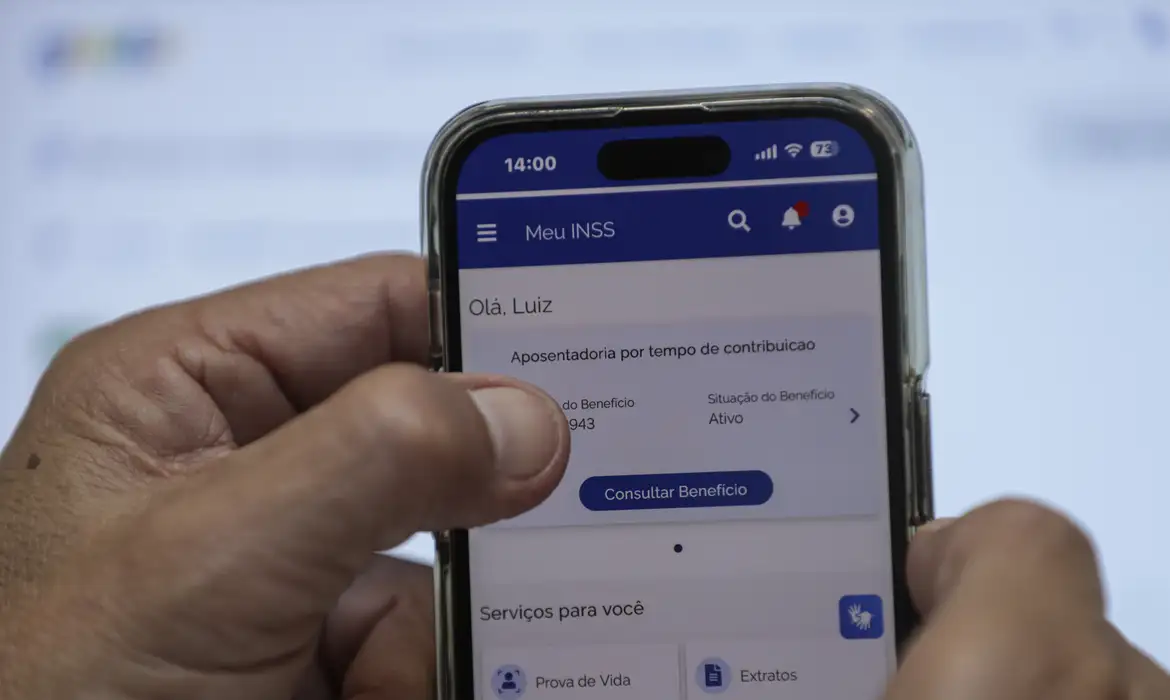Aposentados e pensionistas podem solicitar devolução de descontos ilegais no INSS a partir desta quarta-feira; saiba como Aposentados e pensionistas podem solicitar devolução de descontos ilegais no INSS a partir desta quarta-feira