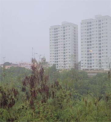 A chuva não deu trégua em vários bairros